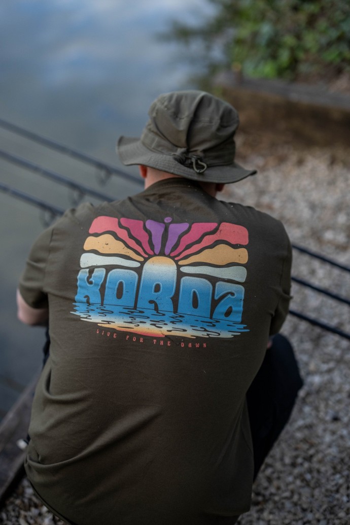 Tričko Korda Dawn Vibes Tee Dark Olive