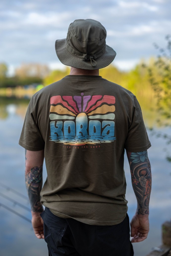 Tričko Korda Dawn Vibes Tee Dark Olive