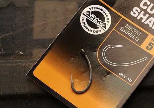Udica Fox Edges Curve Shank s Protihrotom 10kom