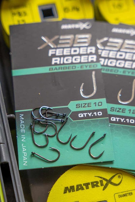 Udica Matrix X3B Feeder Rigger Barbed - Eyed