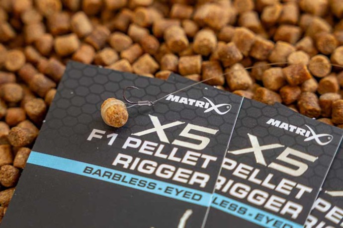 Udica Matrix X5 F1 Pellet Rigger Barbless - Eyed