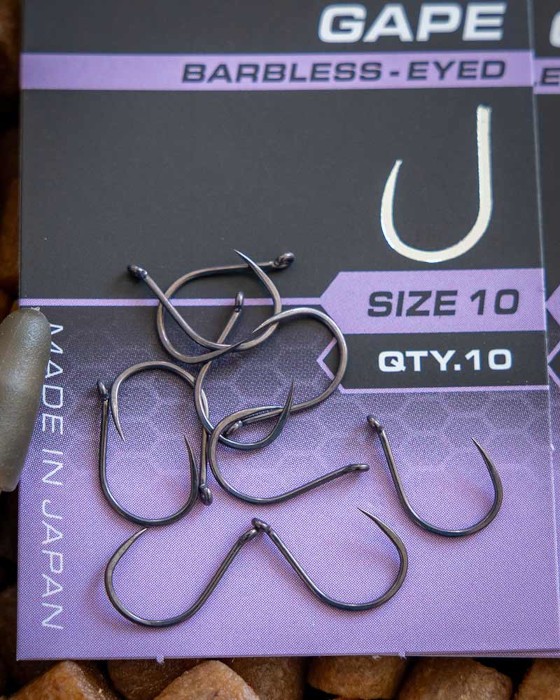 Udica Matrix X9 Carp Wide Gape Barbless - Eyed