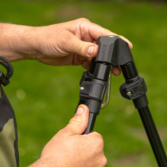 Vážící Trojnožka Avid Carp PRO-Tect Deluxe Trojnostav.