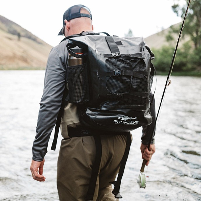 Vodootporni ruksak Grundéns Rumrunner 30L Backpack - Black Vel. O/S