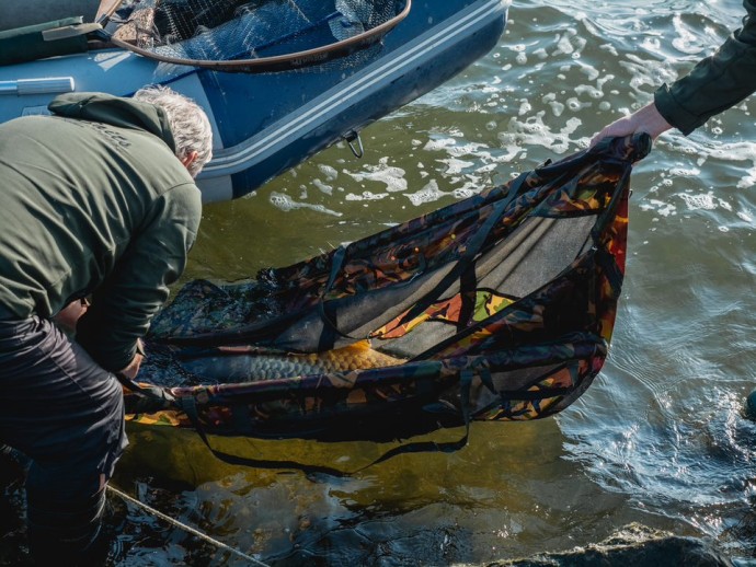 Vreća za vaganje Giants Fishing Weigh Sling Floating Luxury Camo XL
