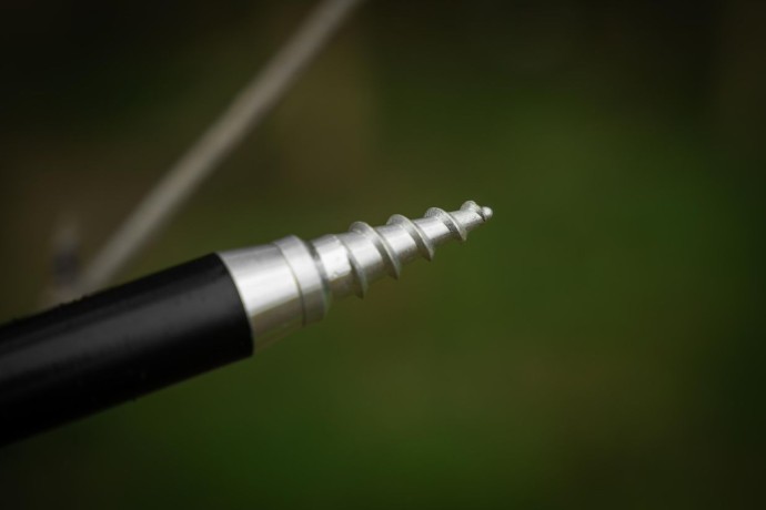 Vrtna Vilica Black Cat Drill Spike Bank Stick