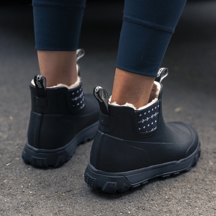 Ženske gležnjače Grundéns Women's Deviation Sherpa Ankle Boot - Black