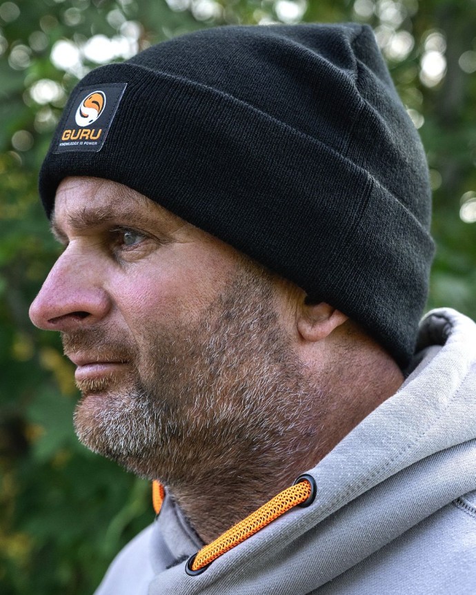 Zimska kapa Guru Black Patch Beanie