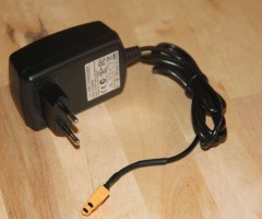 Nabíječka Devict Akumulátorů do Zavážecích Loděk Devict Nabíječka Devict Akumulátorů do Zavážecích Loděk Devict