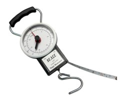 Váha s Metrem Giants Fishing Scale 35kg Váha s Metrem Giants Fishing Scale 35kg