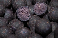 Boilie LK Baits Top Restart Purple Plum 1kg Boilie LK Baits Top Restart Purple Plum 1kg
