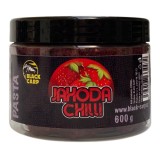 Pasta za oblaganje Black Carp 600gr Jahoda - Chilli